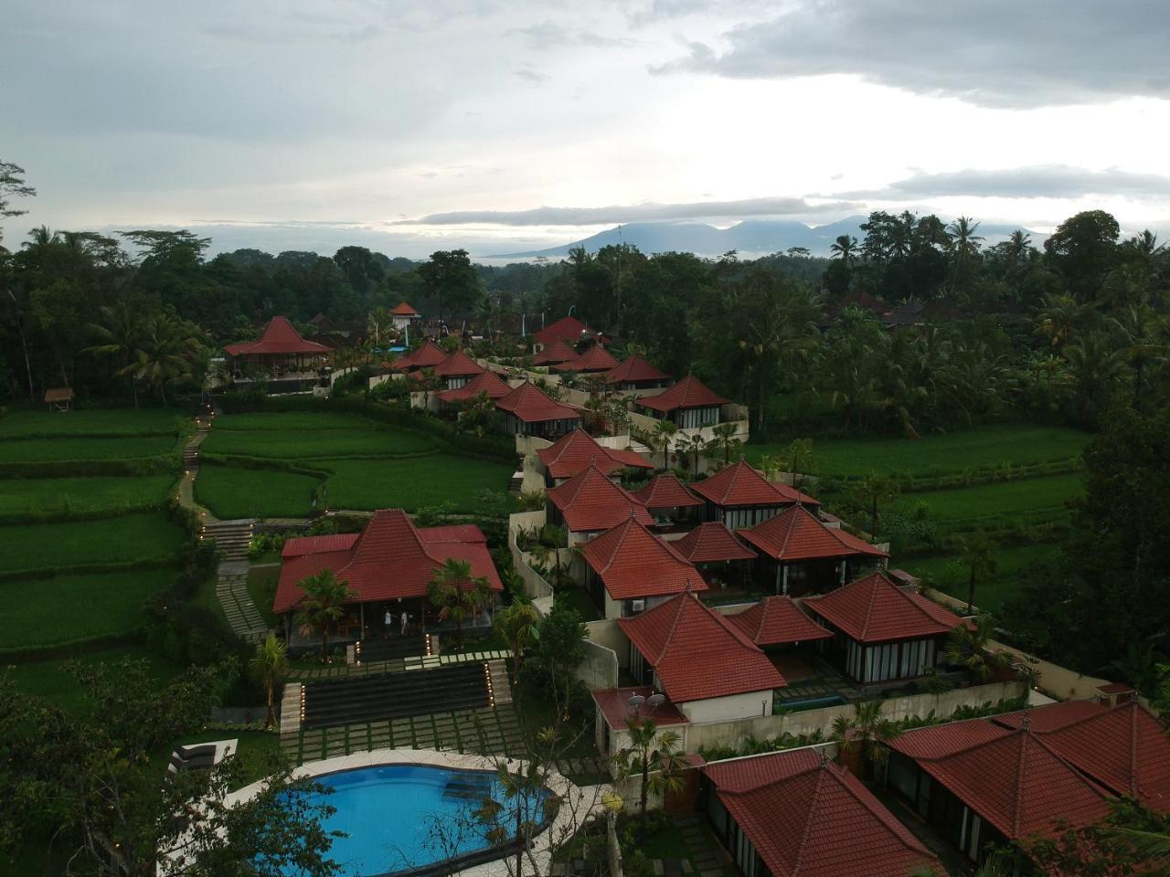 Vrindavan Ubud Villa Tegallalang  Exterior photo